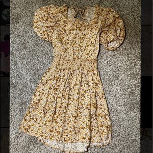 Yellow floral backless summer dress